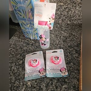 Disney Minnie bottle and pacifers set